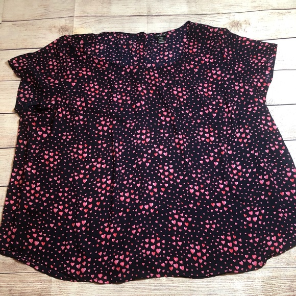 Torrid Pink Heart Print Blouse - Picture 3 of 9